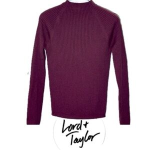 Vintage Merino Wool LORD & TAYLOR Woolmark Made In Italy Ribbed Knit Sweater